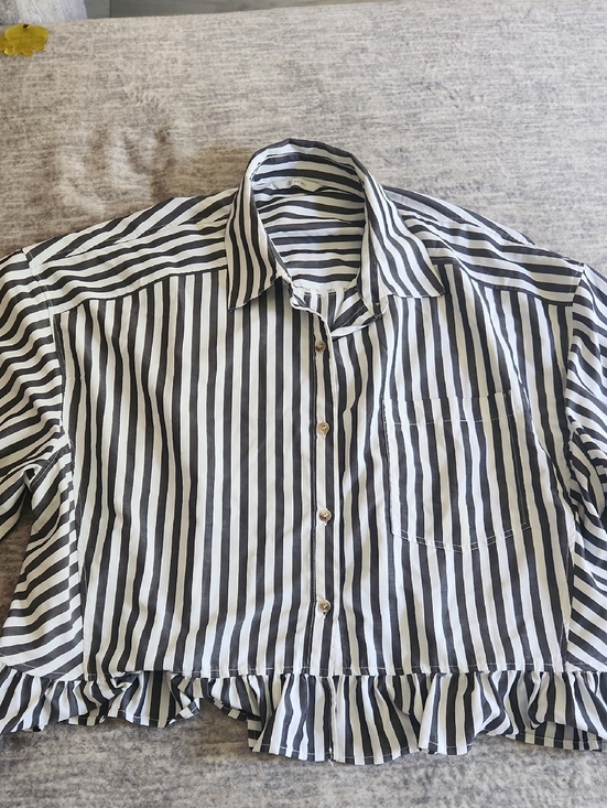 Cicy Bell Tops - Women’s Black and White Stripe Ruffle Hem Blouse
